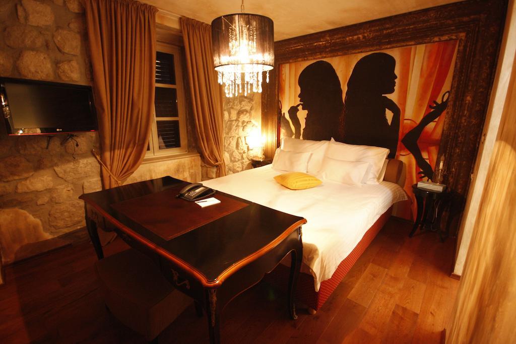 Boutique Hotel Astoria Котор Екстериор снимка